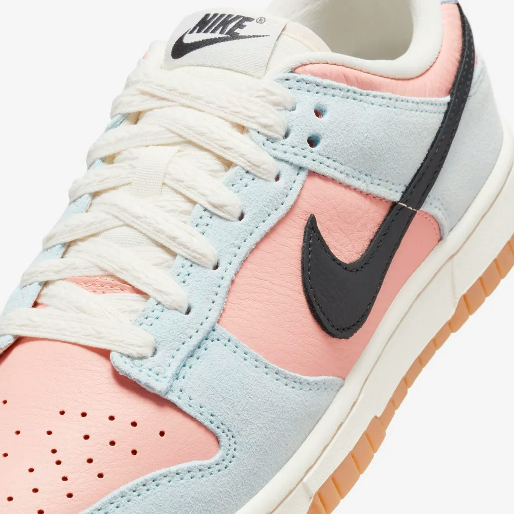 Nike Dunk Low "Glacier Blue"