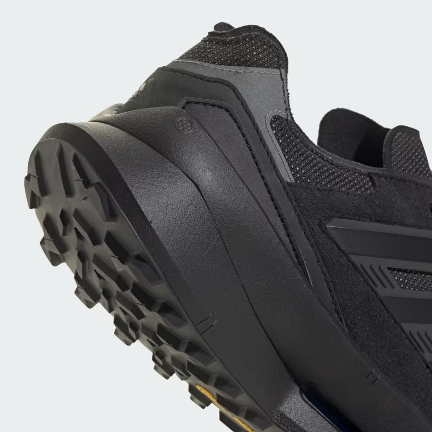adidas EQT Agravic "Core Black"