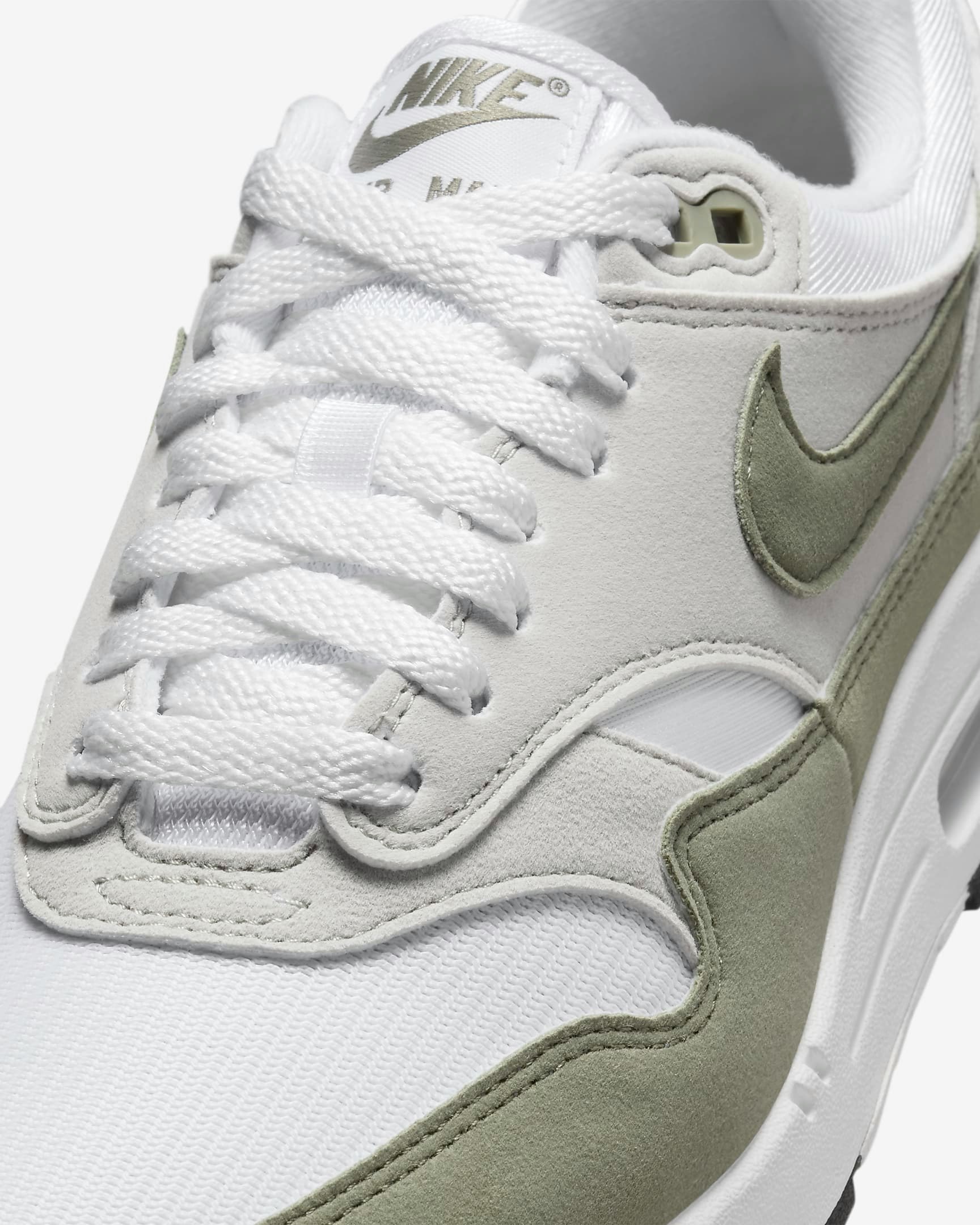 Nike Air Max 1 "Light Army" 