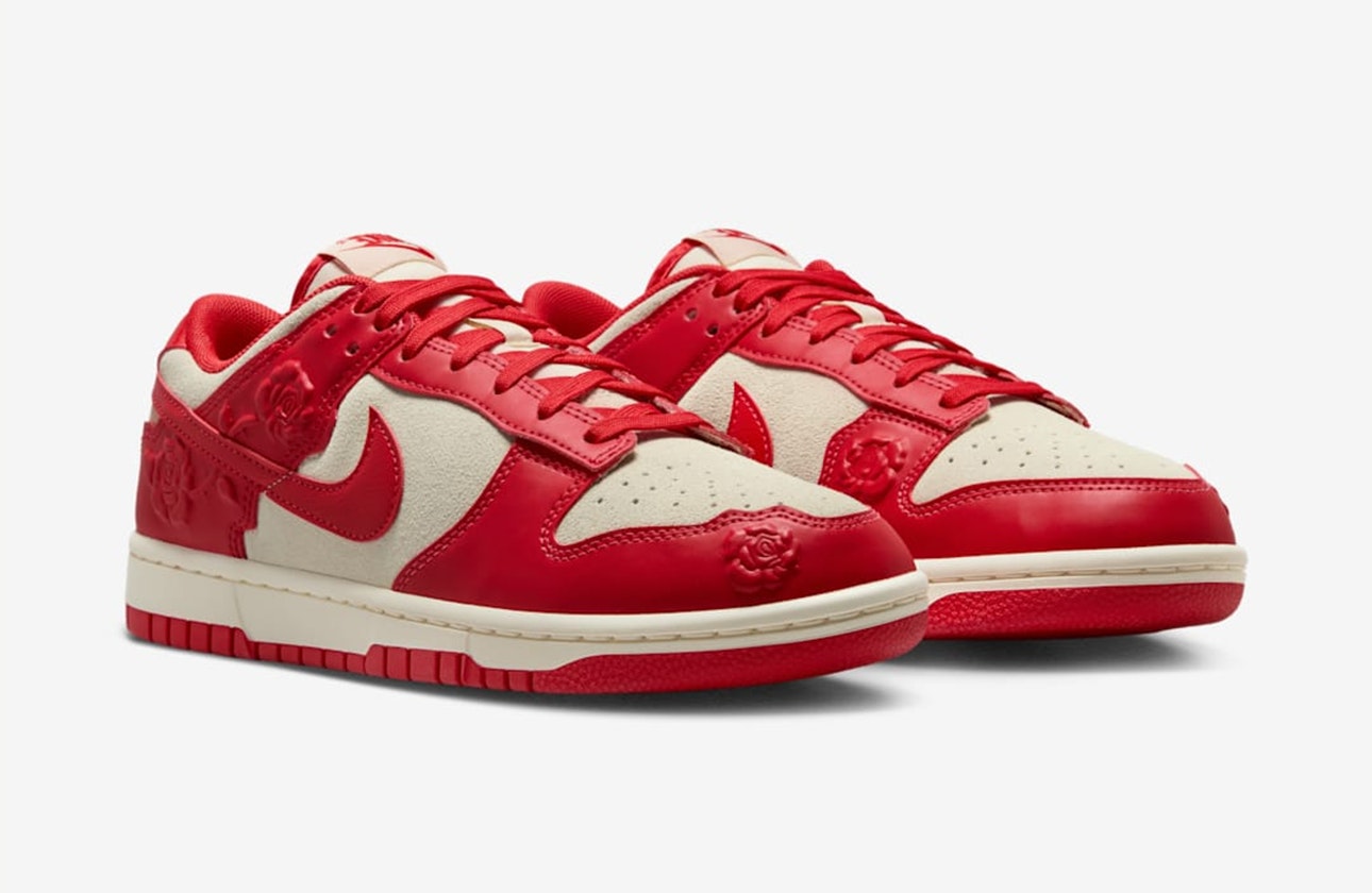 Nike Dunk Low "Red Roses"