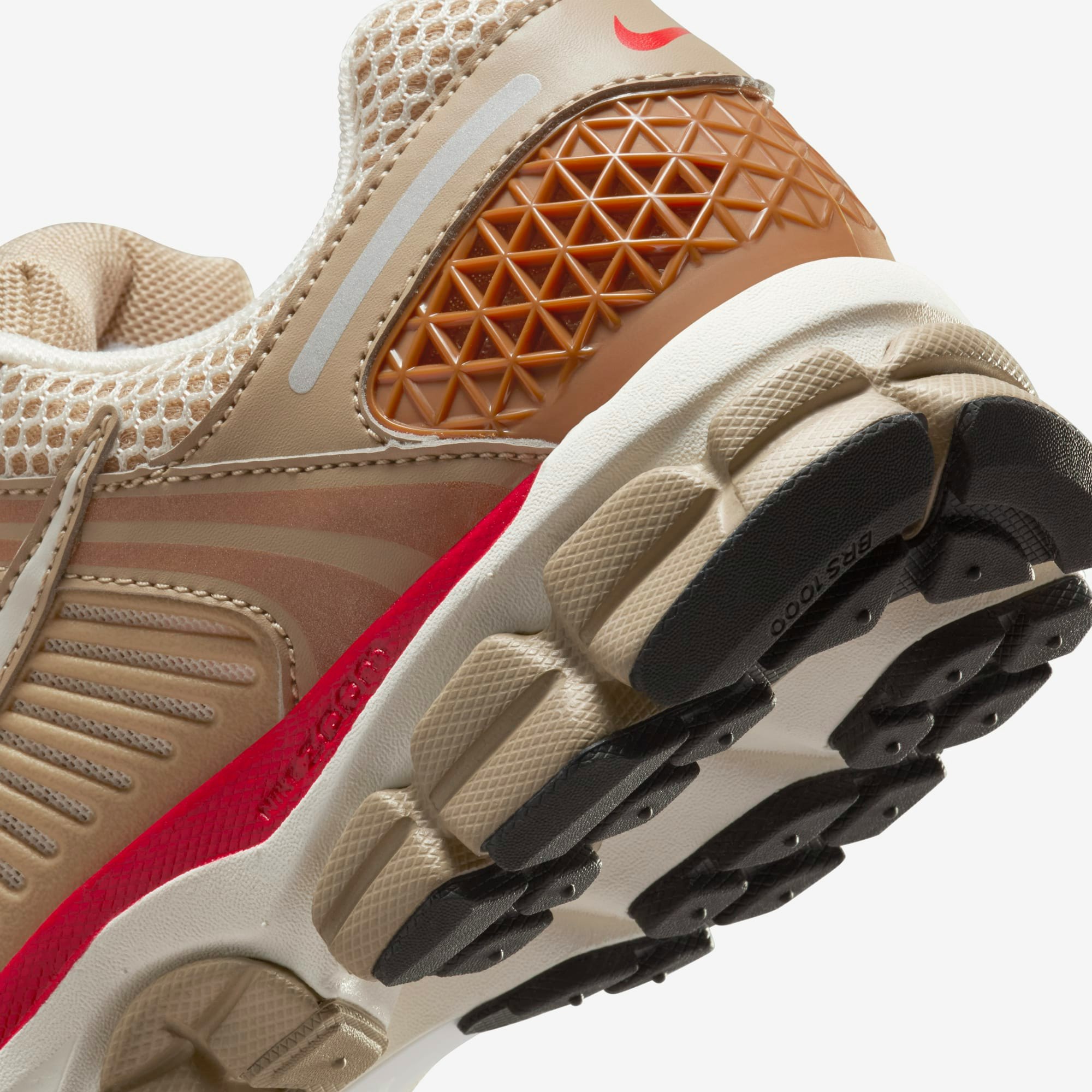 Nike Zoom Vomero 5 "Khaki/Phantom"