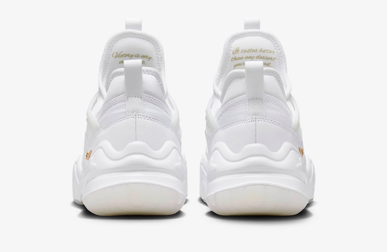 Serena Williams x Nike Victory Tech "White"
