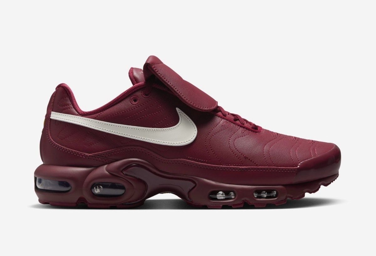 Nike Air Max Plus Tiempo "Team Red"