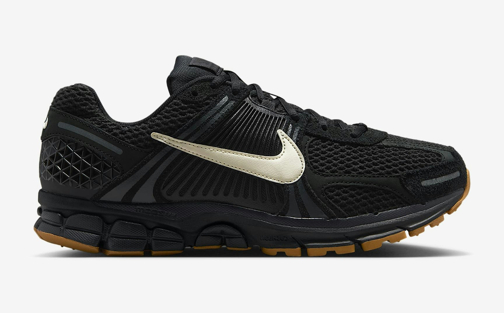 Nike Zoom Vomero 5 "Black Gum"