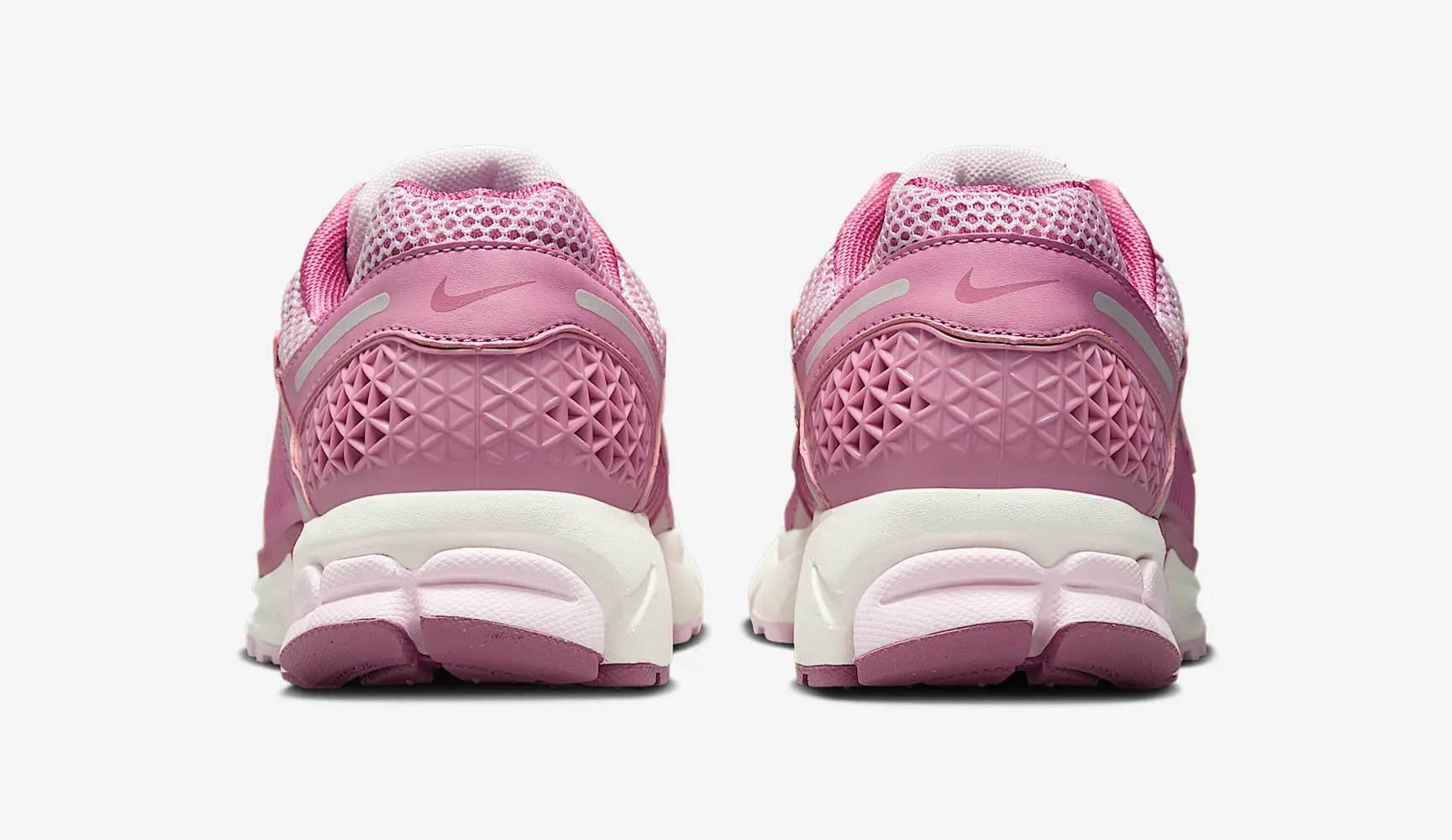 Nike Zoom Vomero 5 "Elemental Pink"