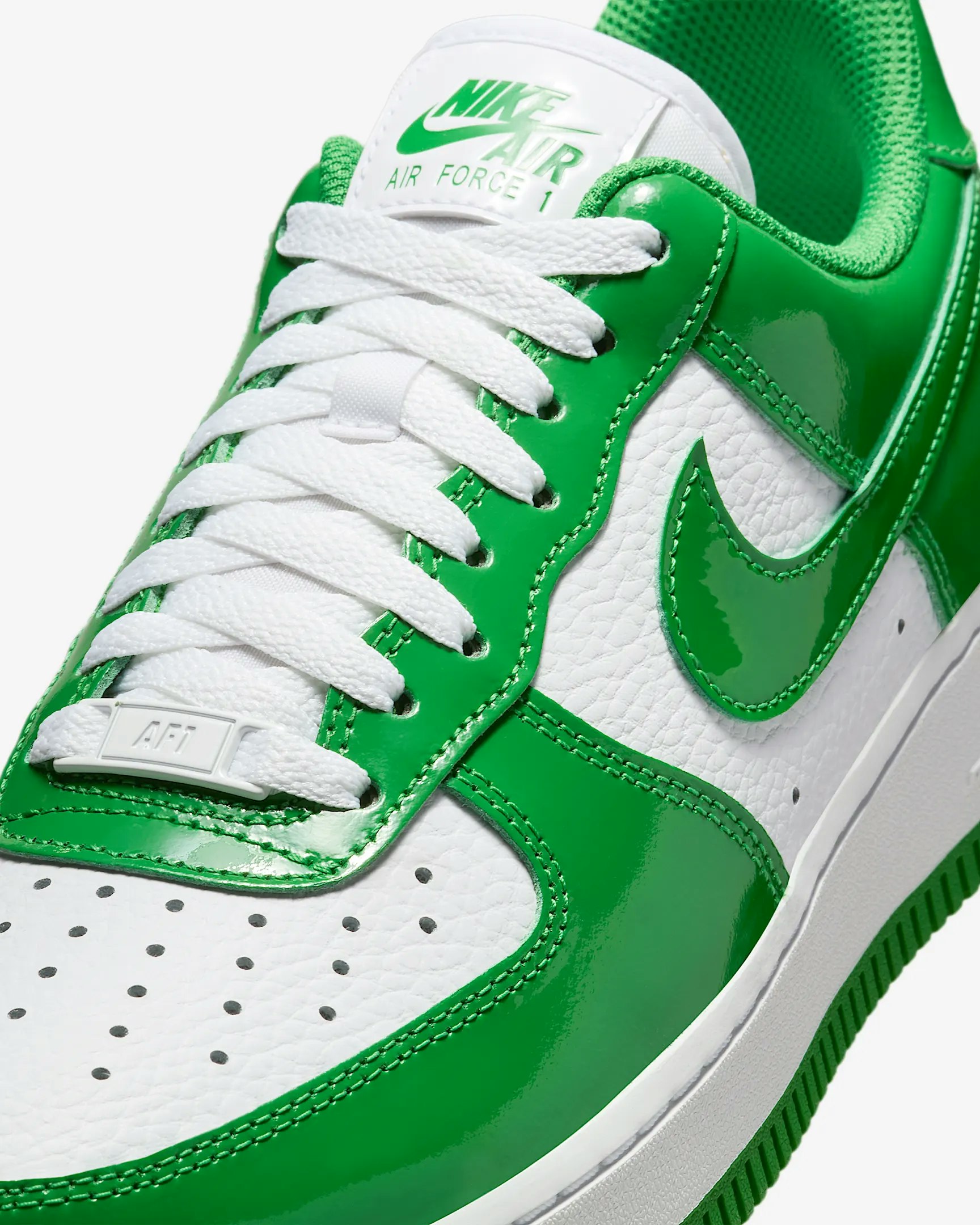 Nike Air Force 1 Low "Kelly Green"