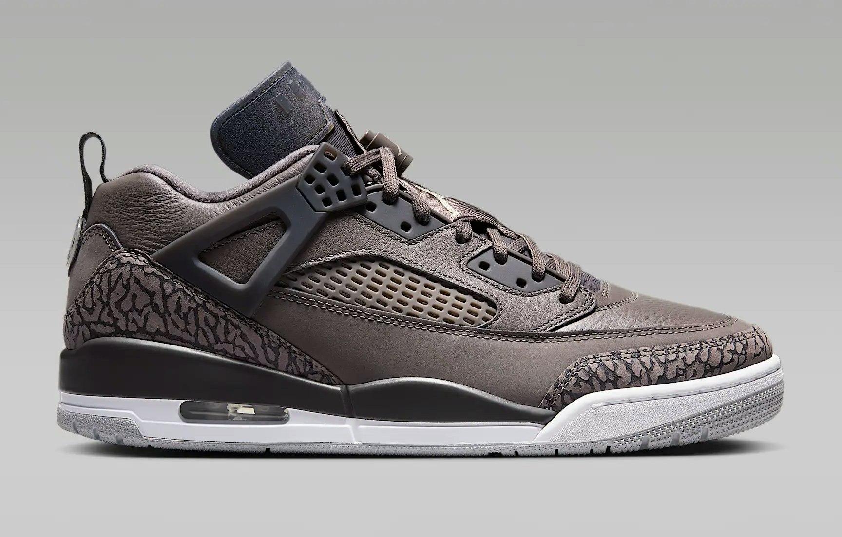 Jordan Spizike Low "Medium Ash"