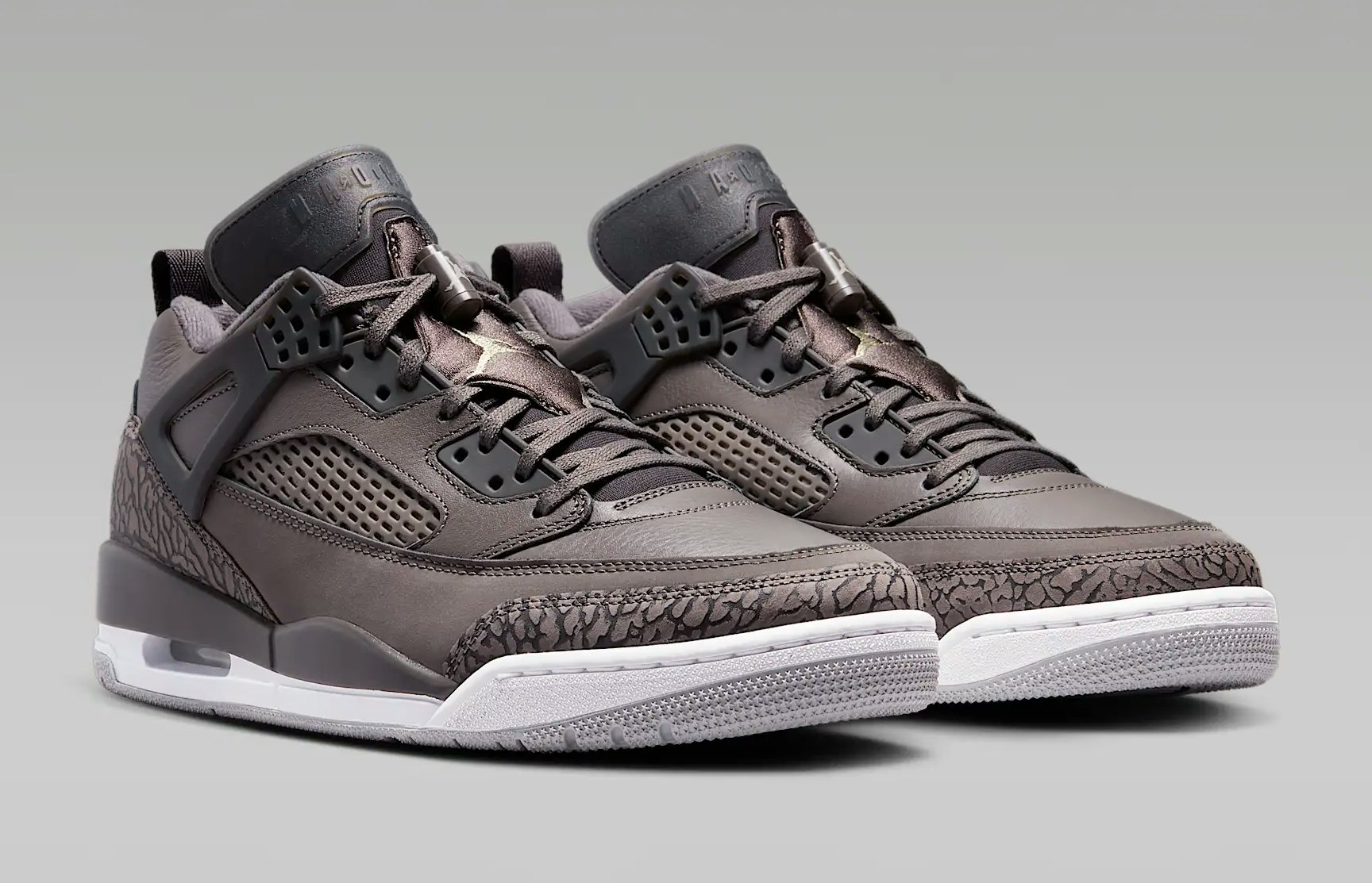 Jordan Spizike Low "Medium Ash"