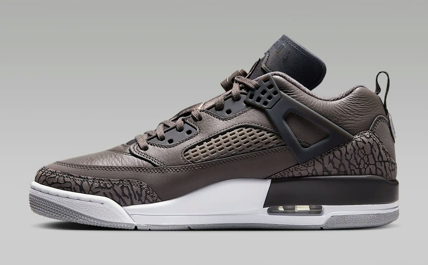 Jordan Spizike Low "Medium Ash"