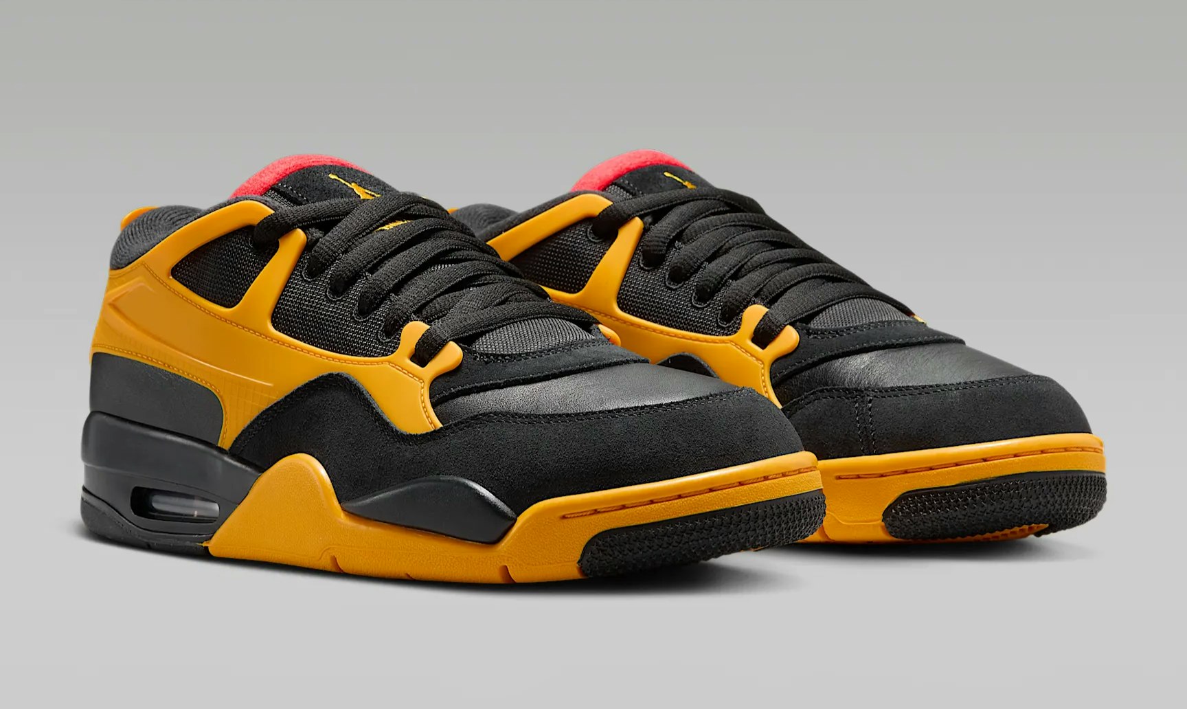 Air Jordan 4 RM "Bruce Lee"