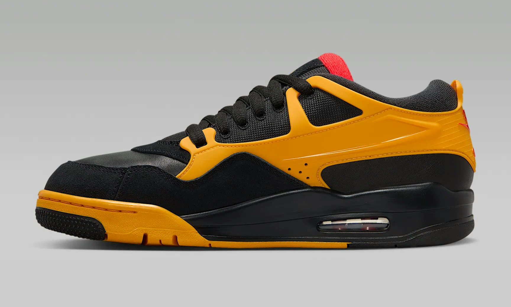 Air Jordan 4 RM "Bruce Lee"