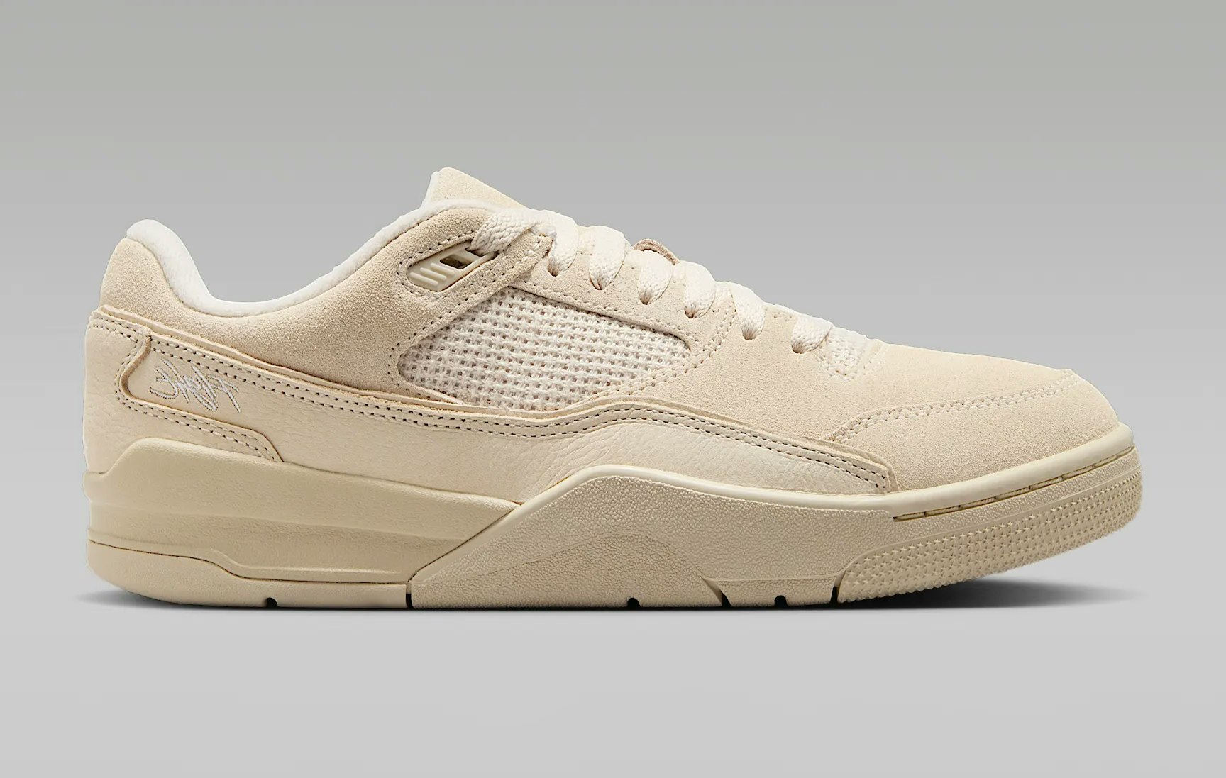Jordan Flight Court "Light Legend Brown"