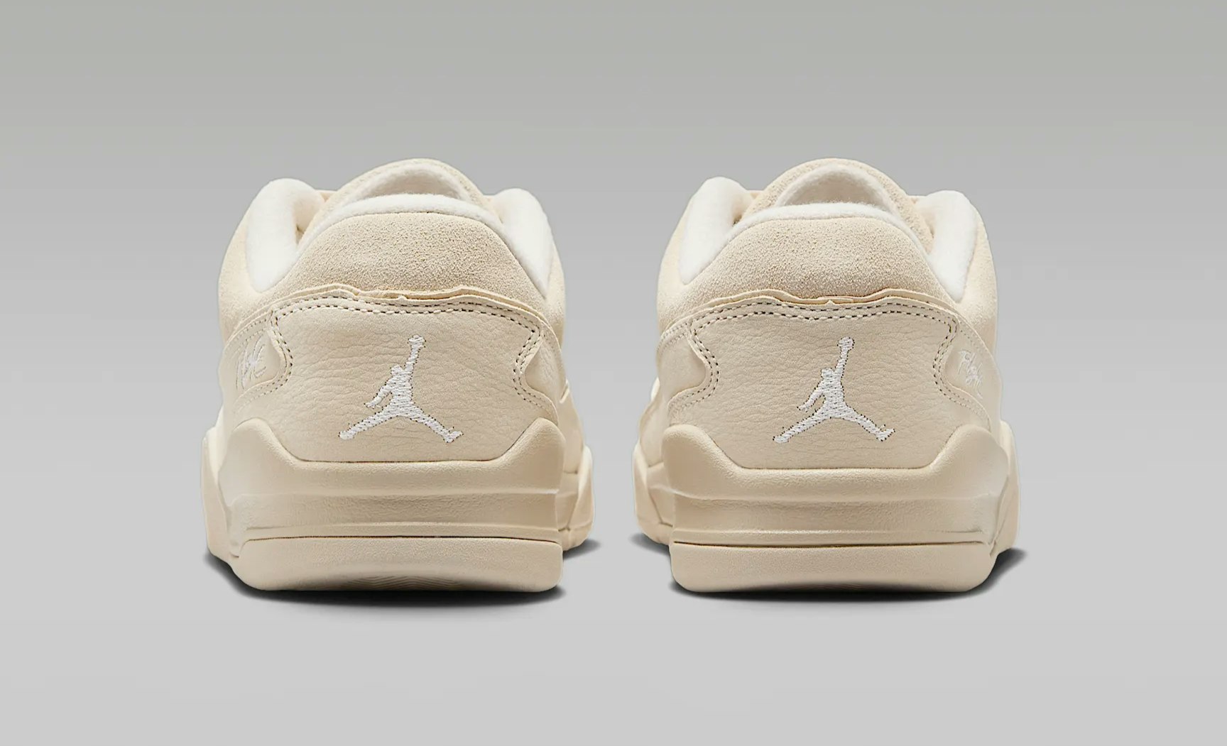 Jordan Flight Court "Light Legend Brown"