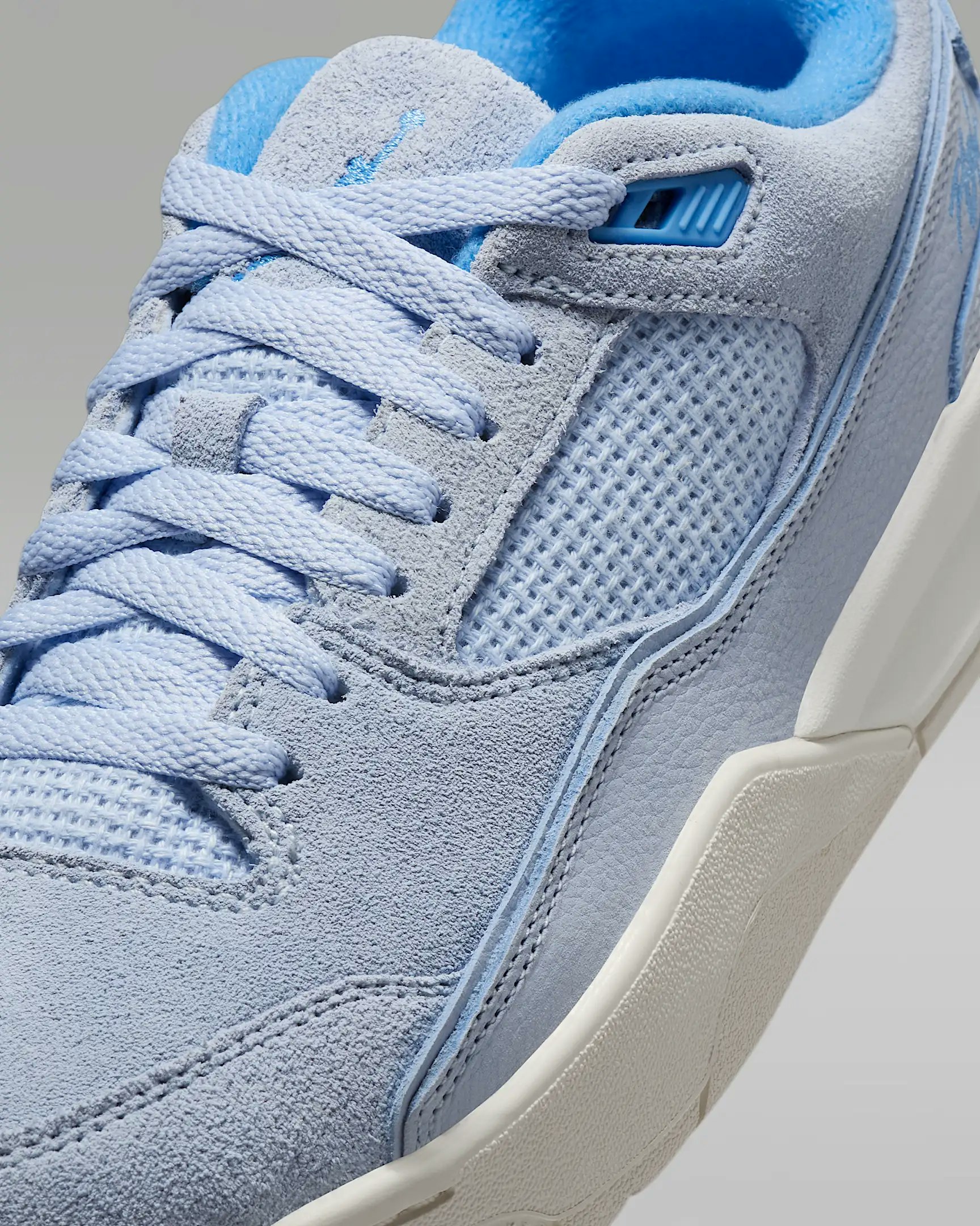 Jordan Flight Court "Hydrogen Blue"