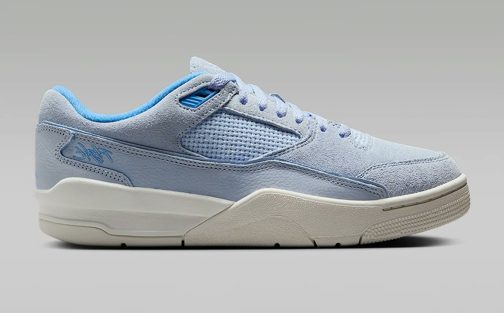 Jordan Flight Court "Hydrogen Blue"