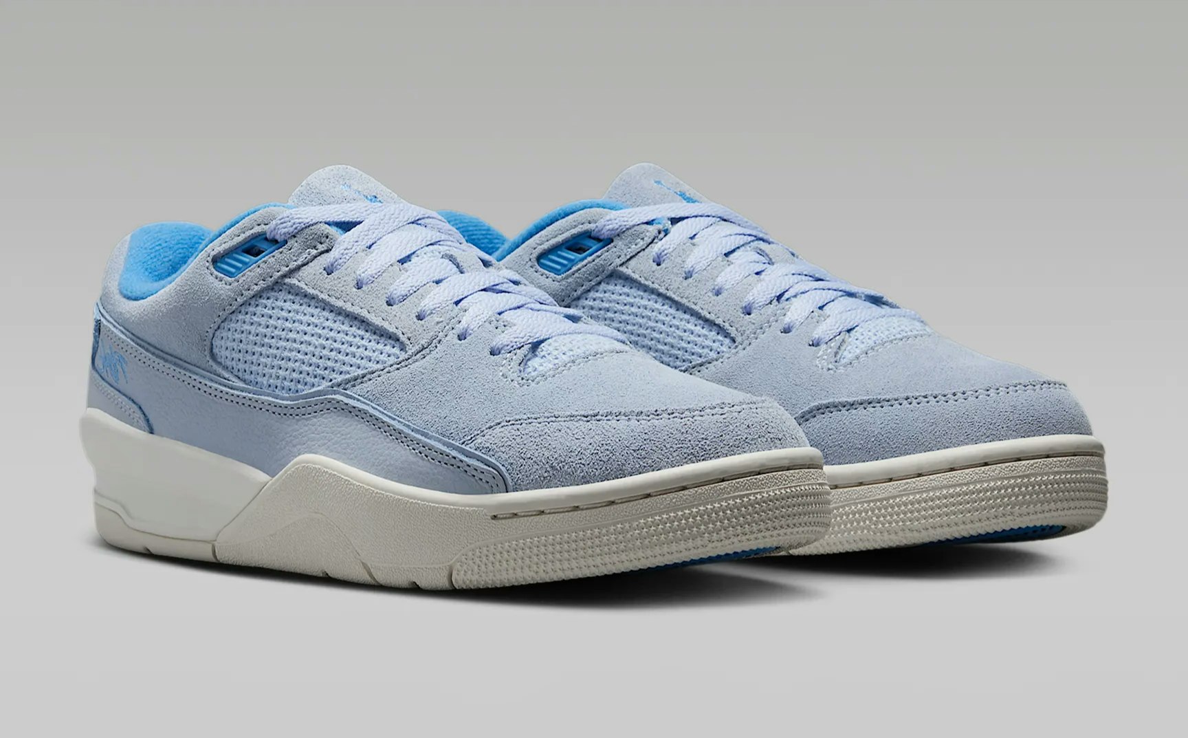 Jordan Flight Court "Hydrogen Blue"