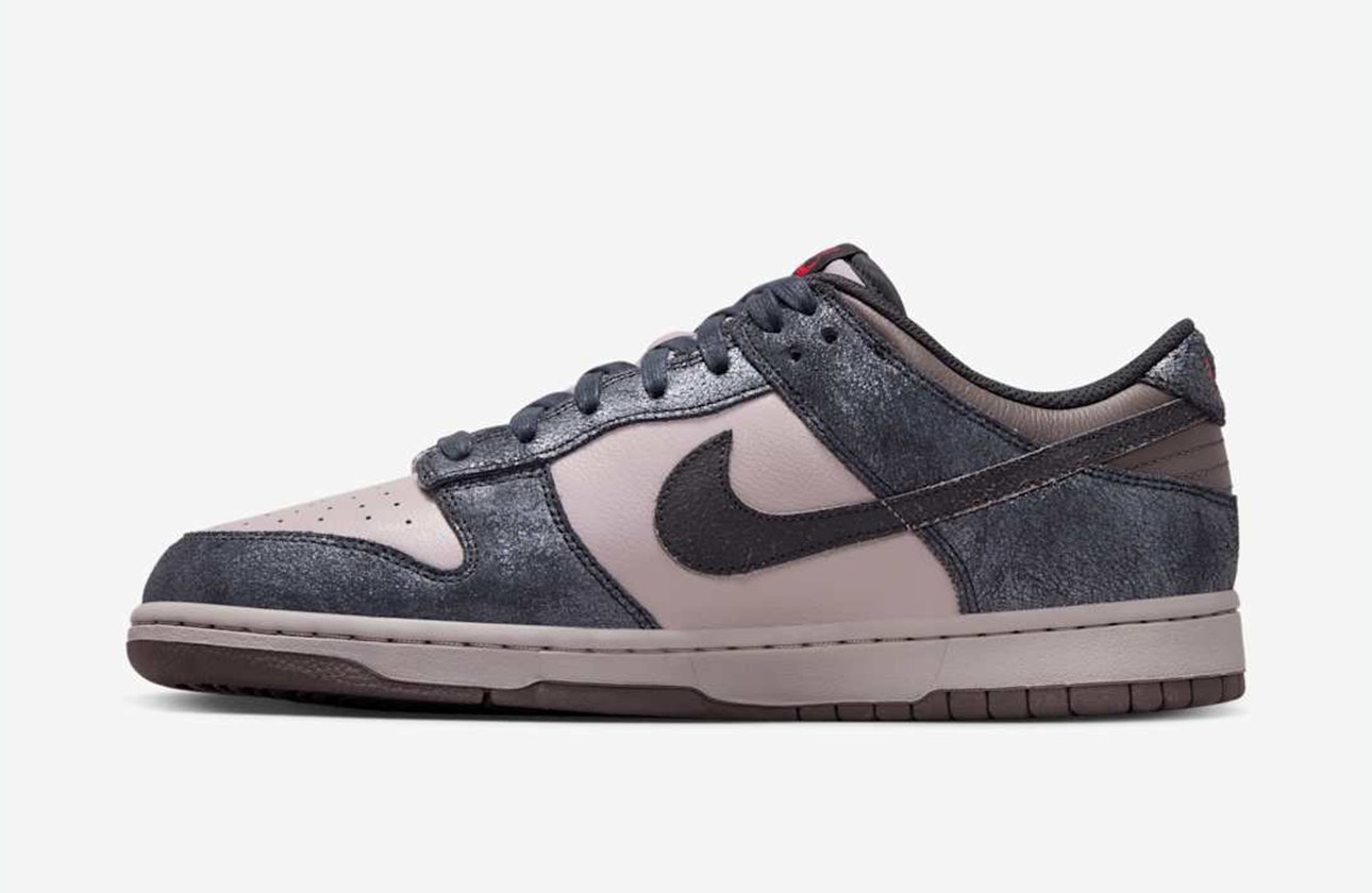 Nike Dunk Low QS "CBGB"