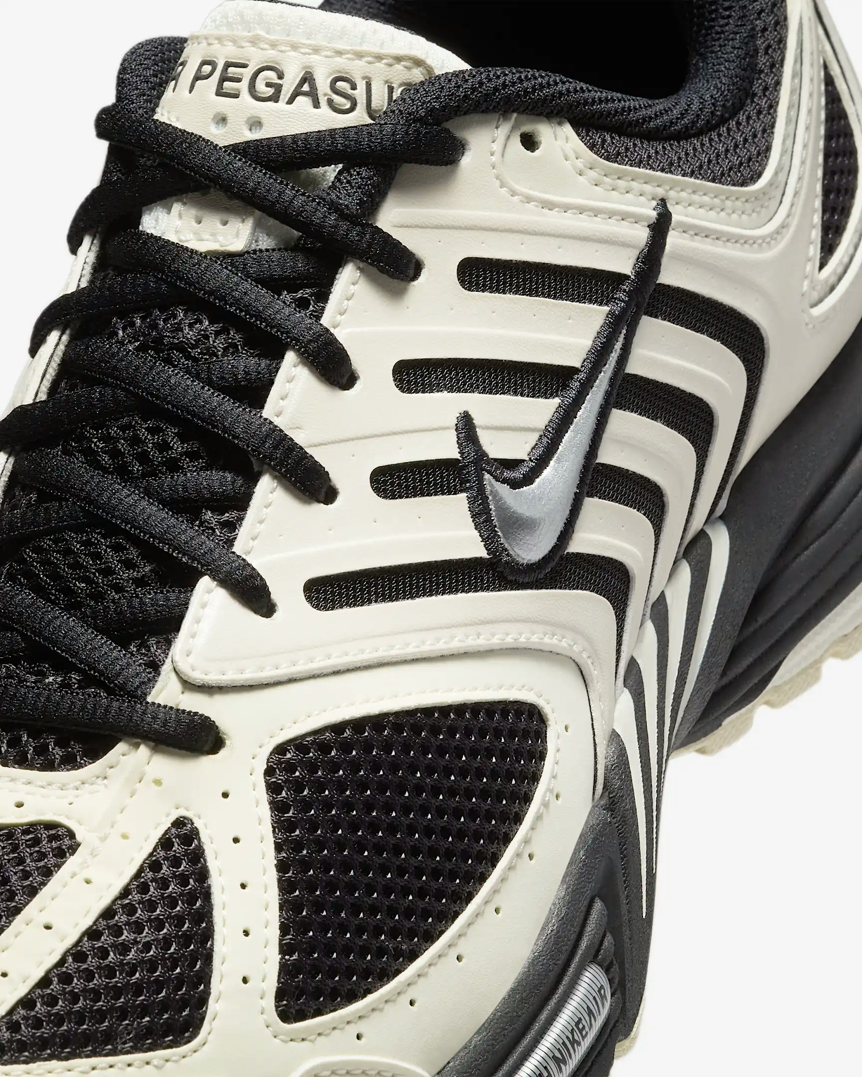 Nike Air Pegasus 2K5 "Pale Ivory"