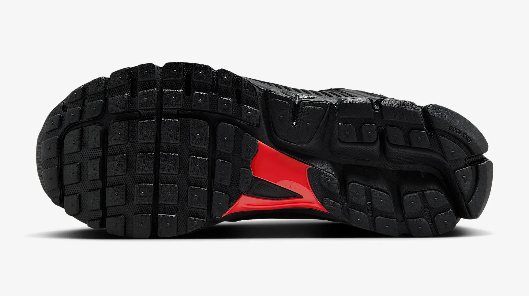 Nike Zoom Vomero 5 "Bred"