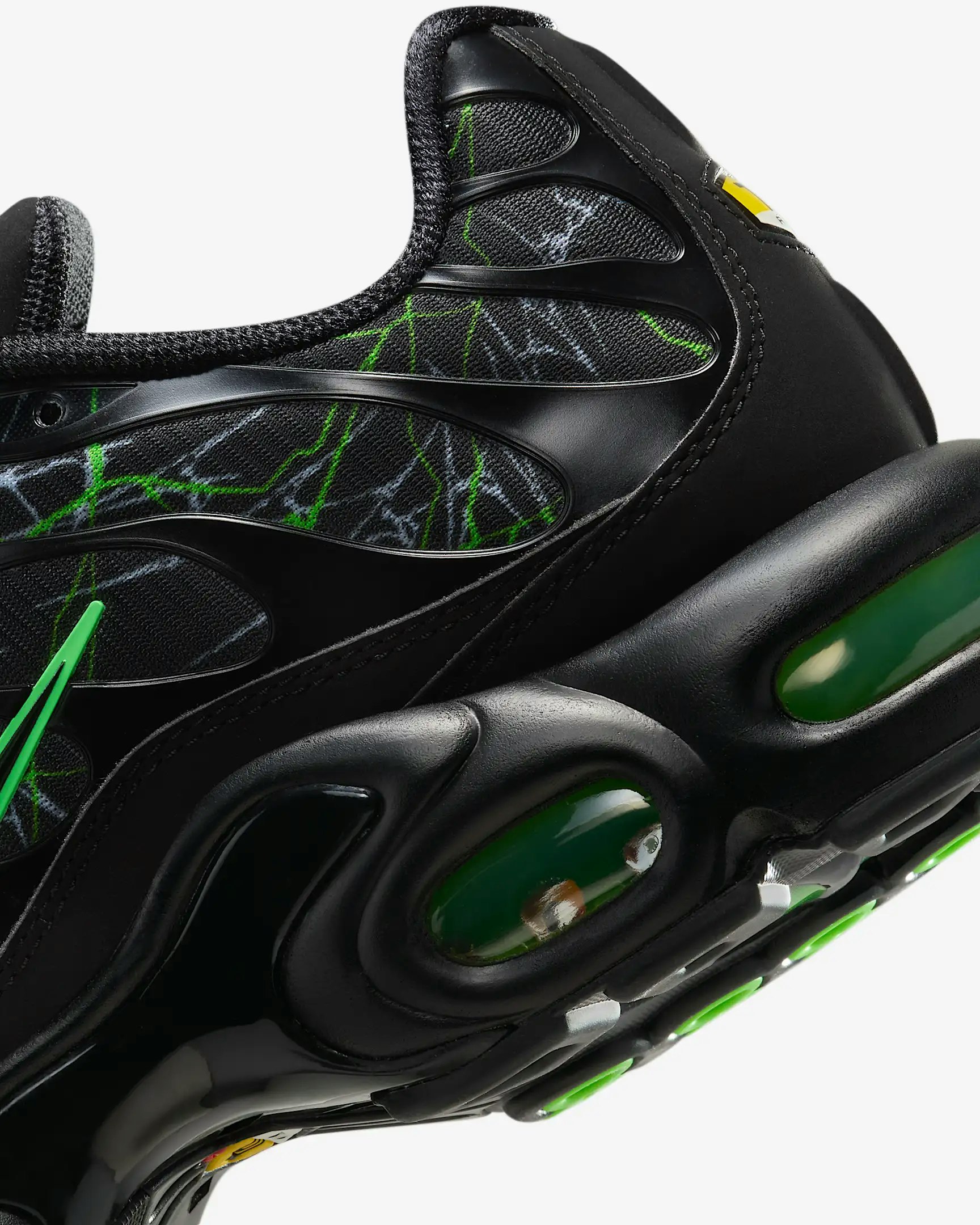 Nike Air Max Plus "Green Strike"
