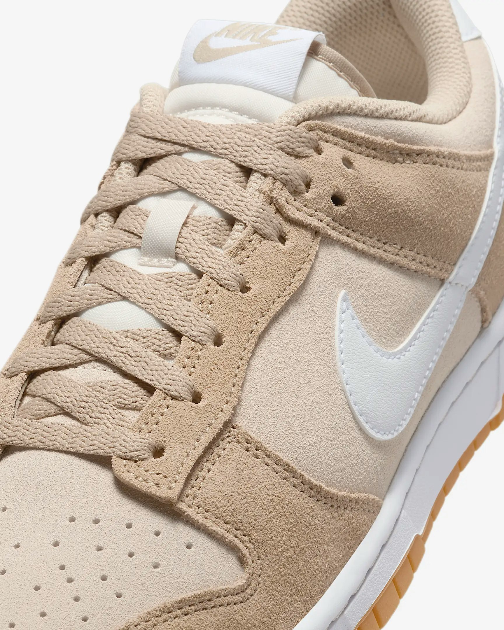 Nike Dunk Low "Pale Ivory"