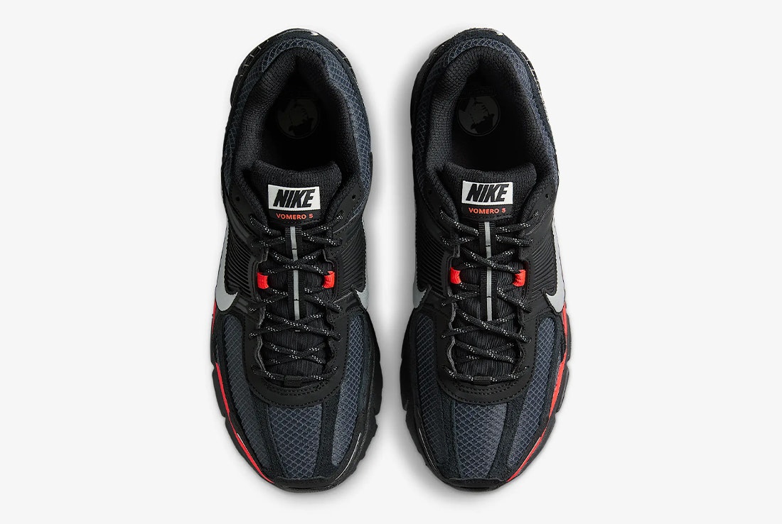 Nike Zoom Vomero 5 "Bred"