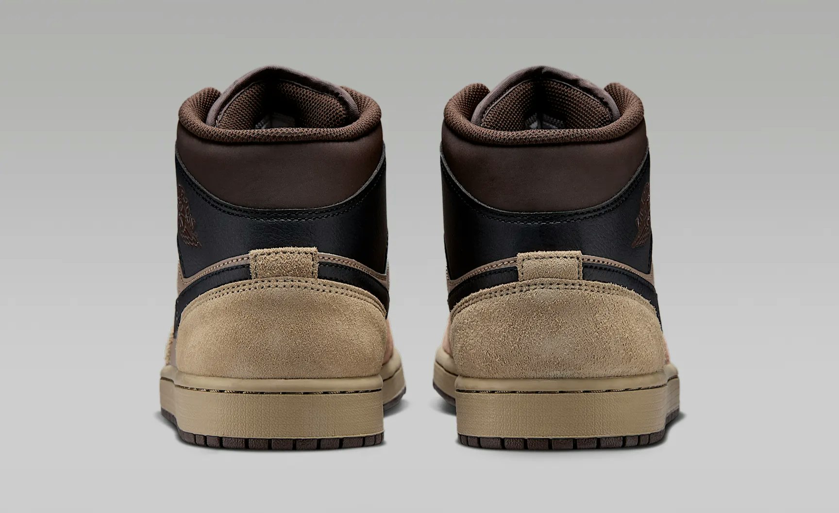 Air Jordan 1 Mid "Khaki"