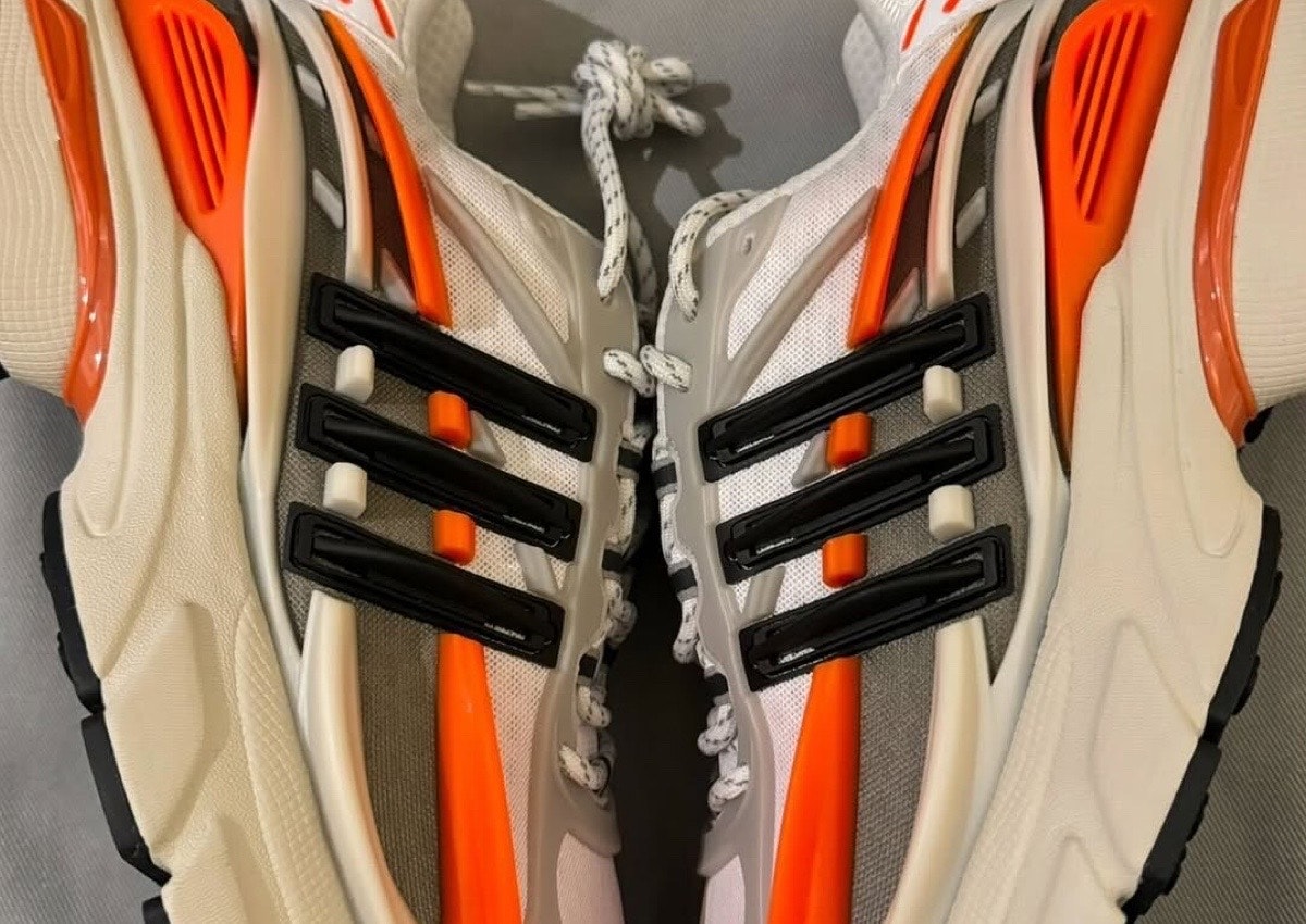 Pharrell Williams x adidas Jellyfish "Solar Orange"
