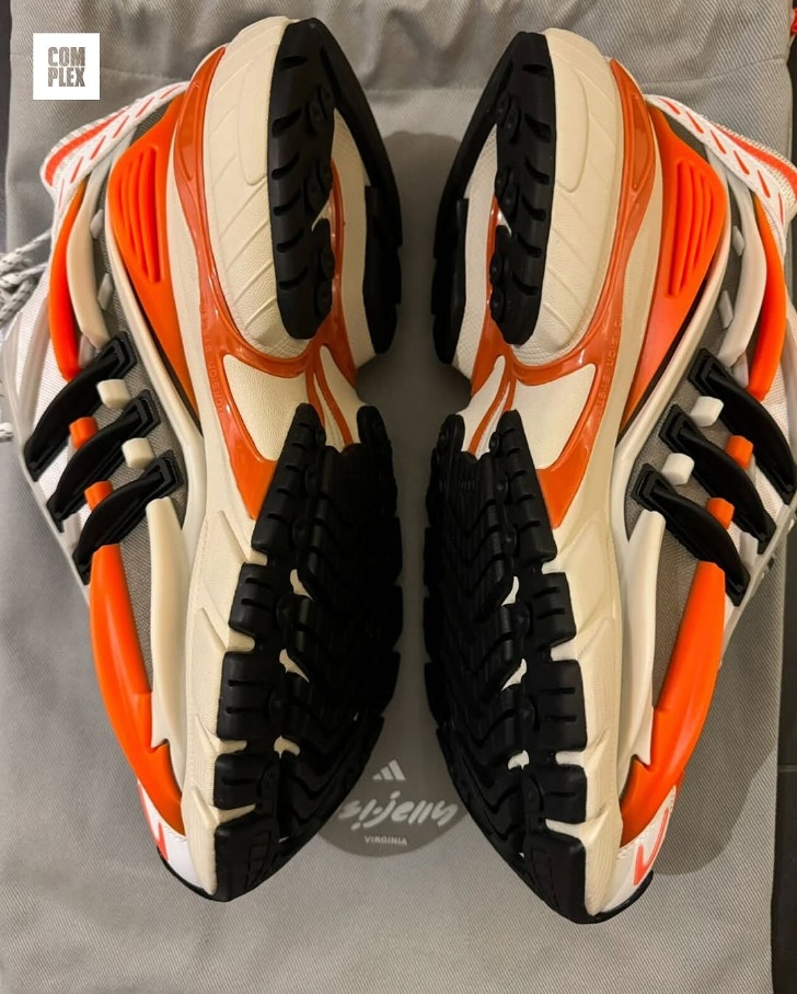 Pharrell Williams x adidas Jellyfish "Solar Orange"
