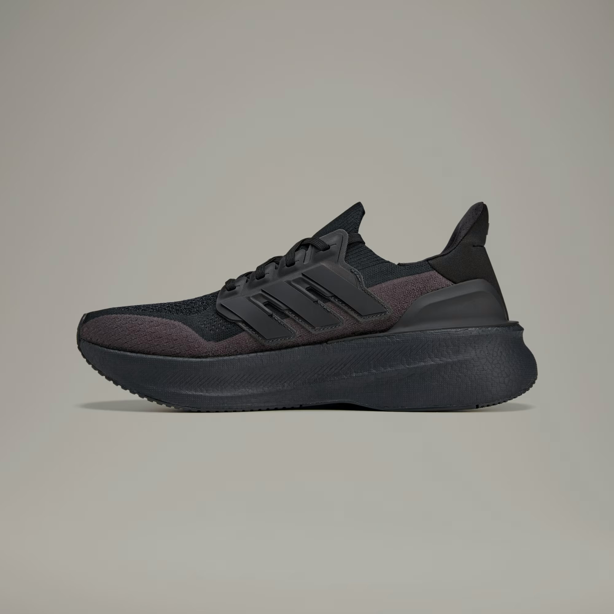 Y-3 x adidas Ultraboost 5 "Carbon"