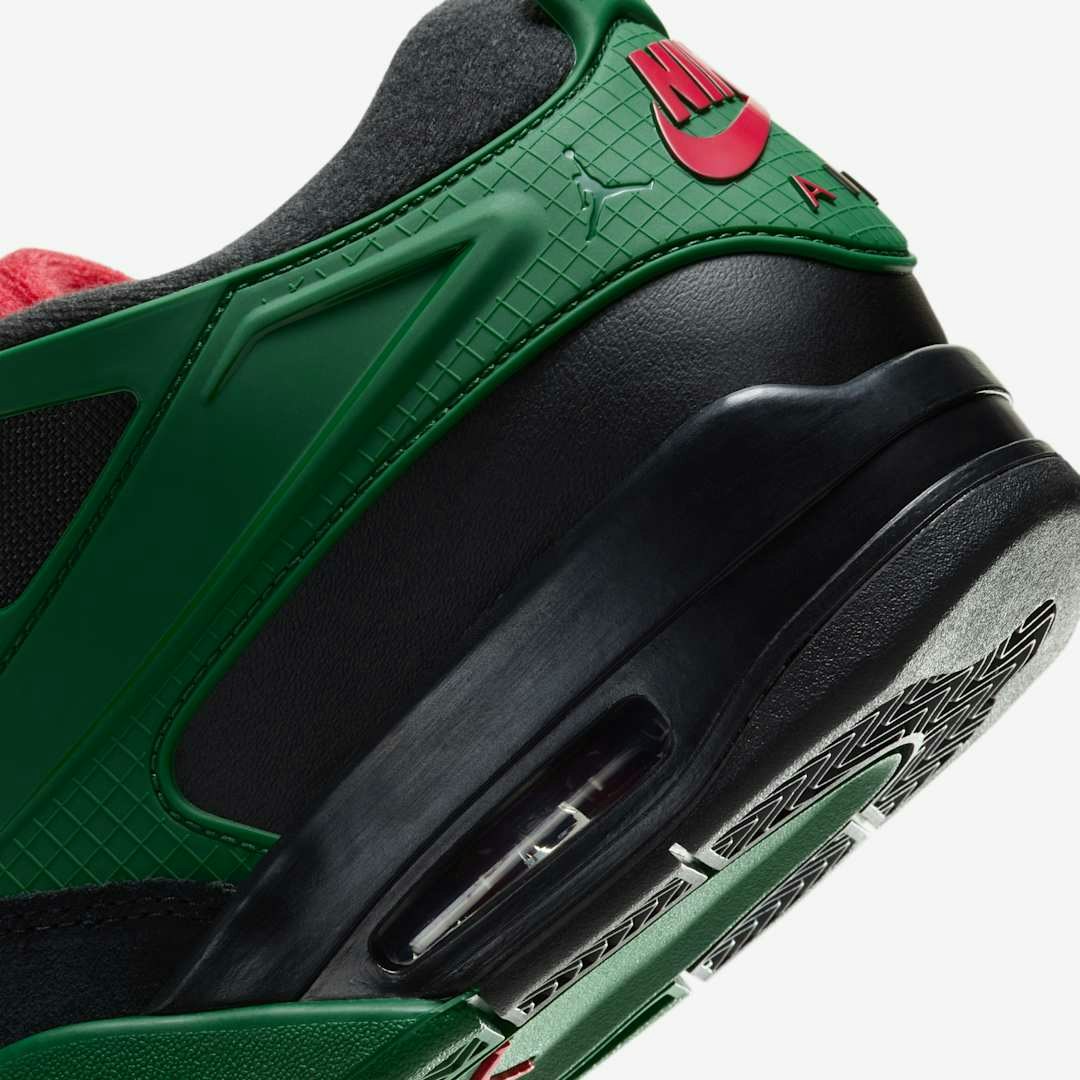 Air Jordan 4 RM "Gorge Green"