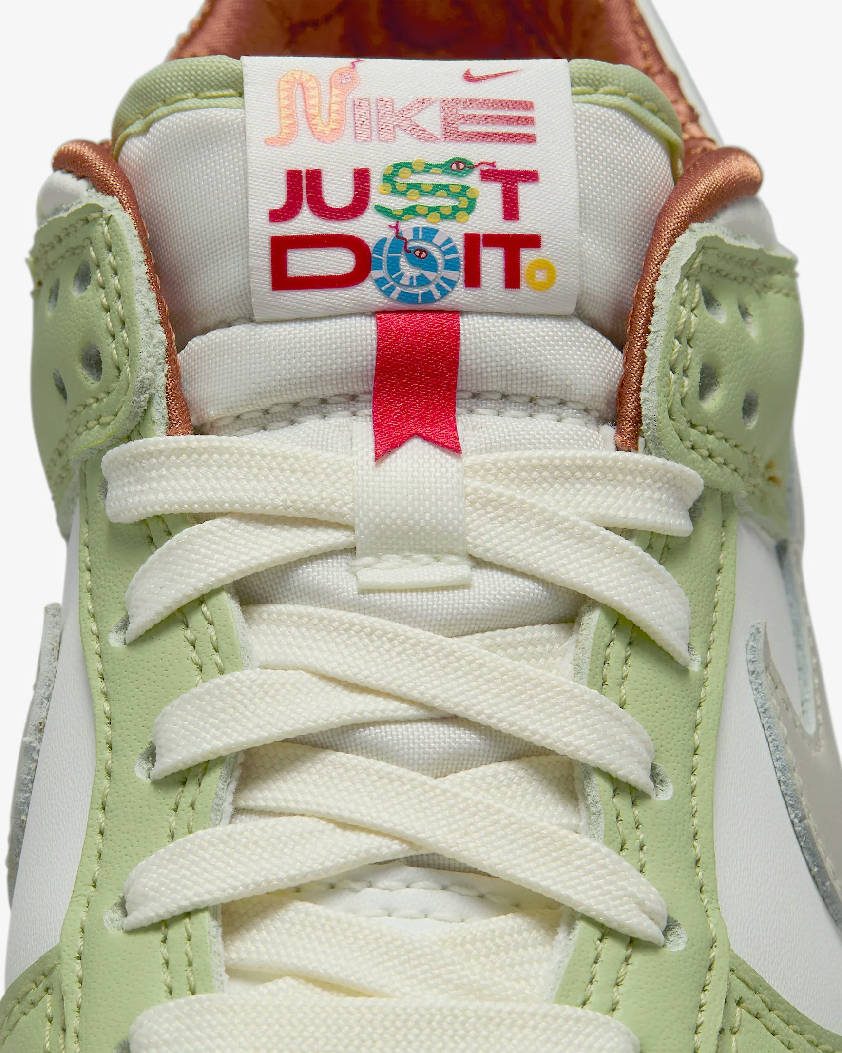 Nike Dunk Low GS "Year of the Snake"