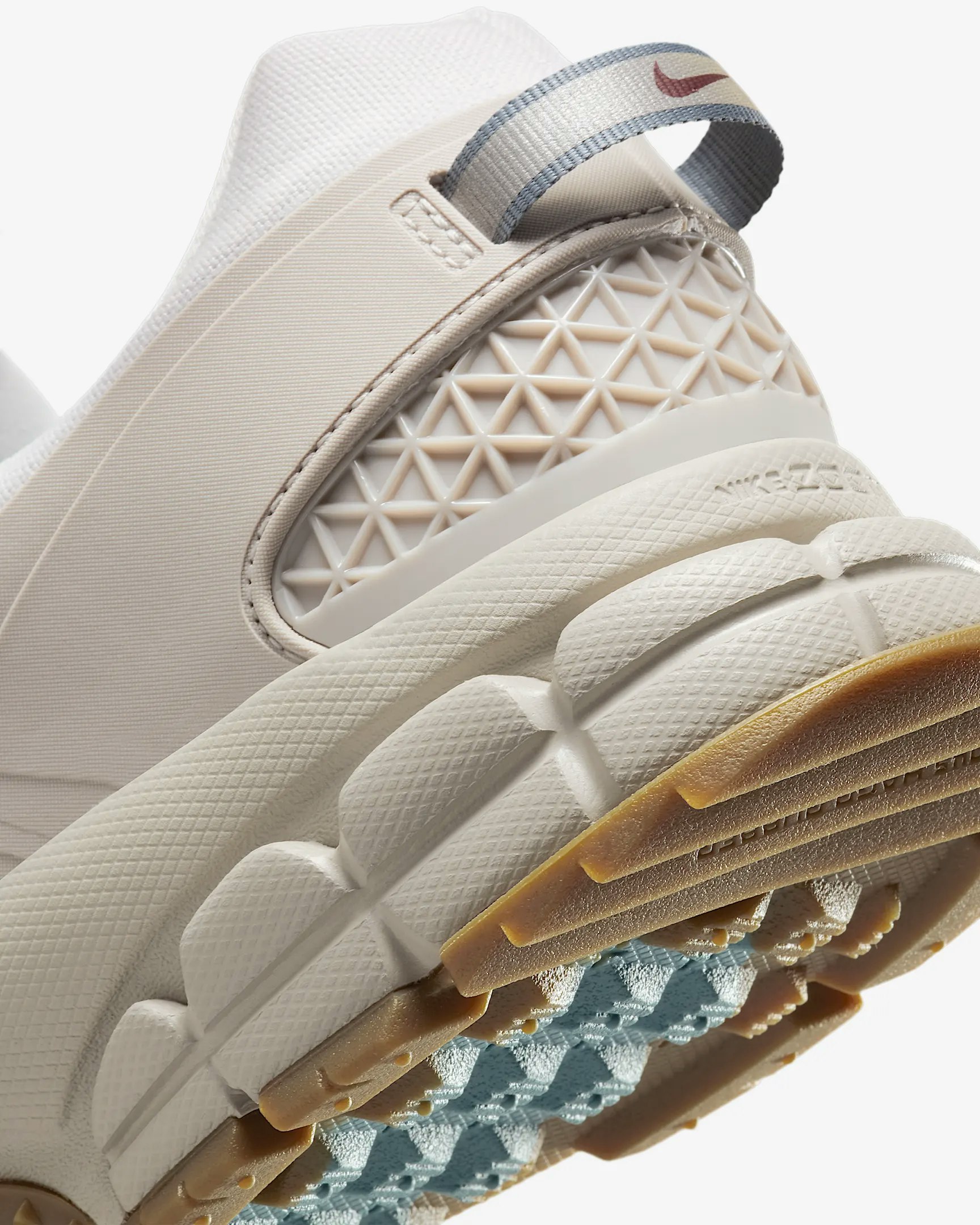 Nike Zoom Vomero Roam "College Grey"