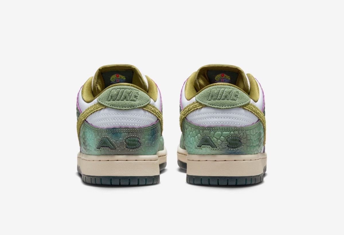 Alexis Sablone x Nike SB Dunk Low "Chameleon"