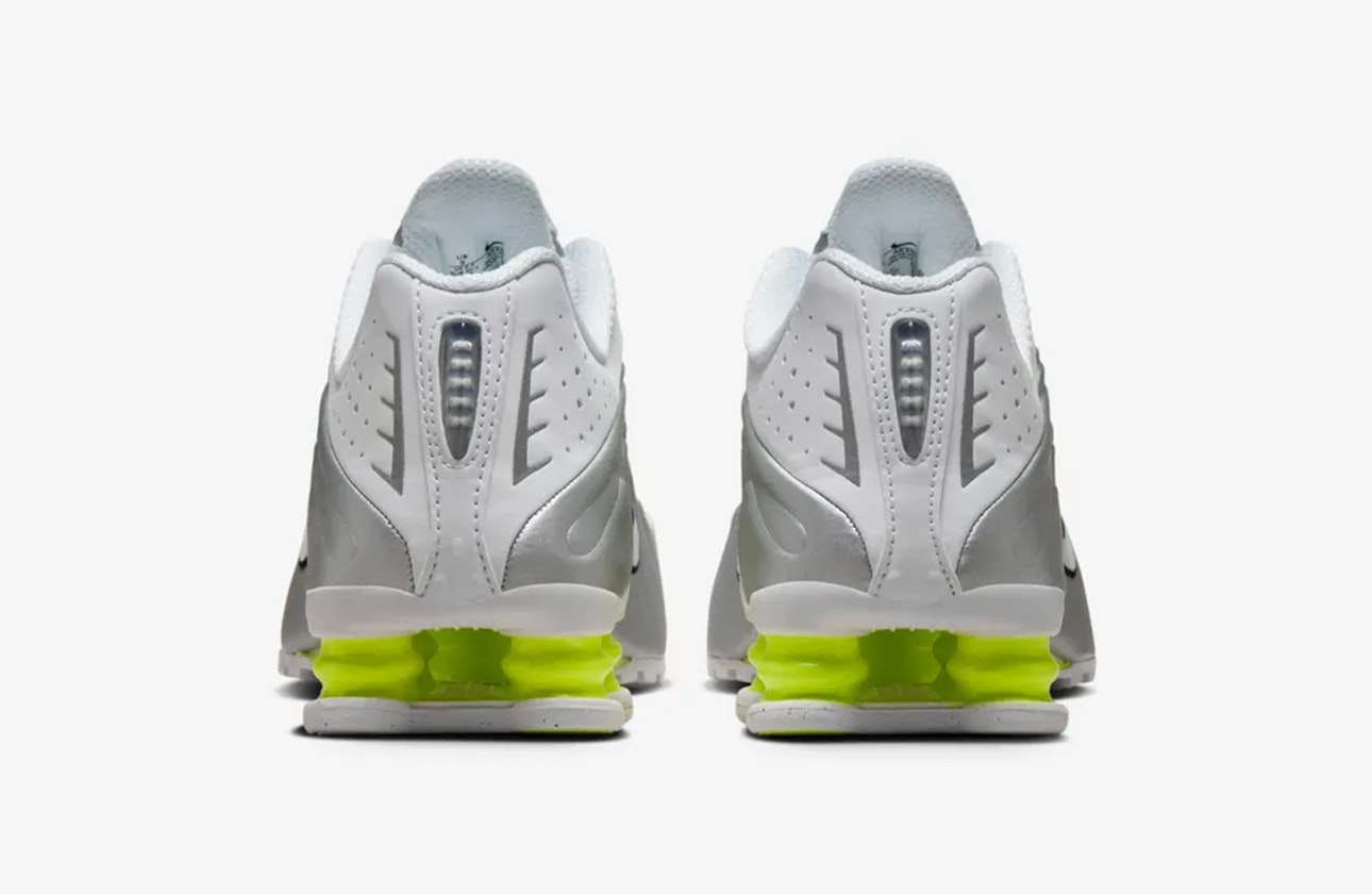 Nike Shox R4 "Metallic Silver"