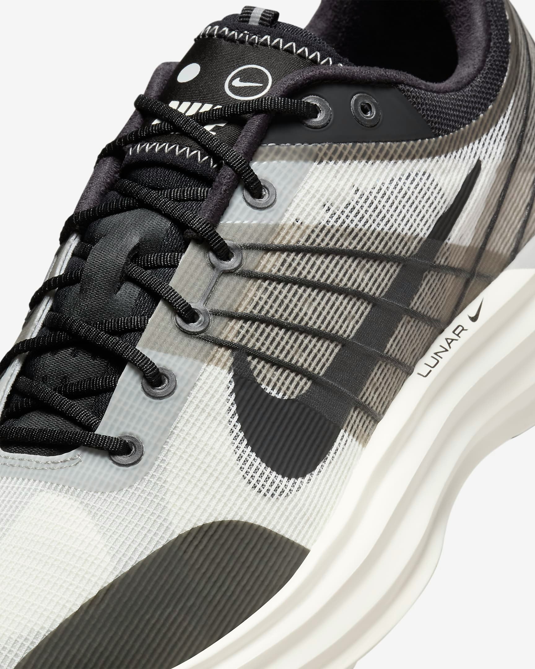 Nike Lunar Roam "Panda"