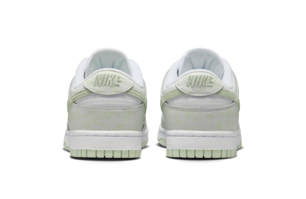 Nike Dunk Low "Jade Aura"