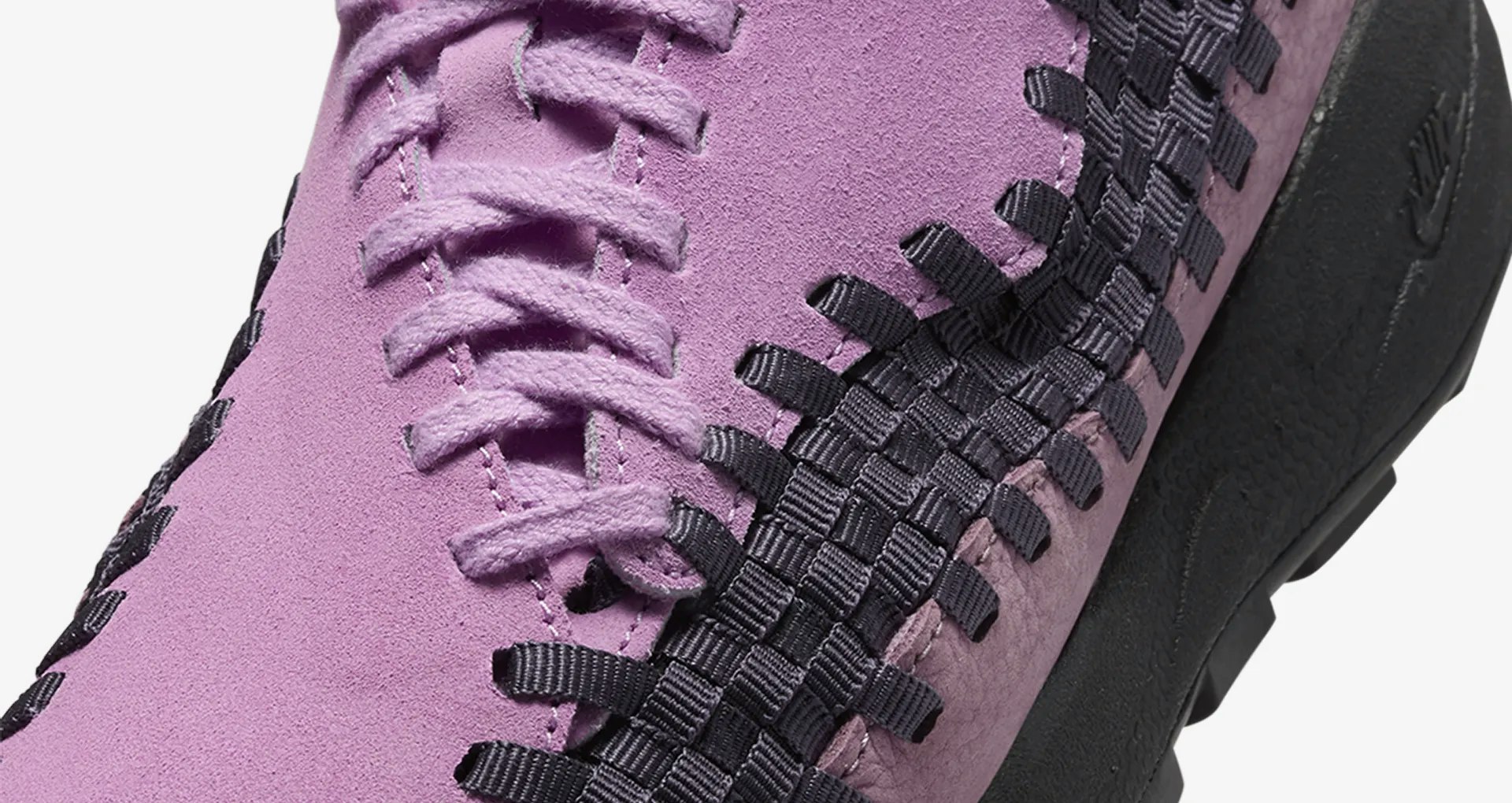 Nike Air Footscape Woven "Beyond Pink"