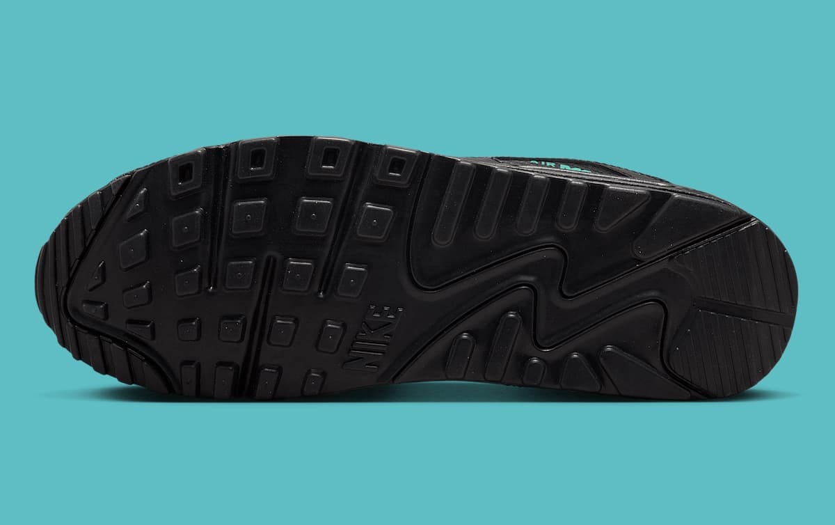 Nike Air Max 90 "Black Tiffany"