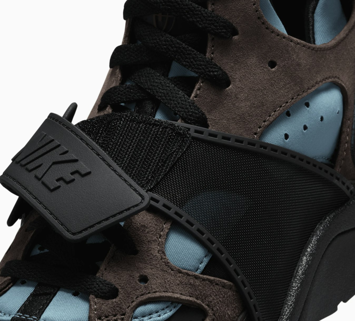 Nike Air Trainer Huarache "Black Baroque Brown"