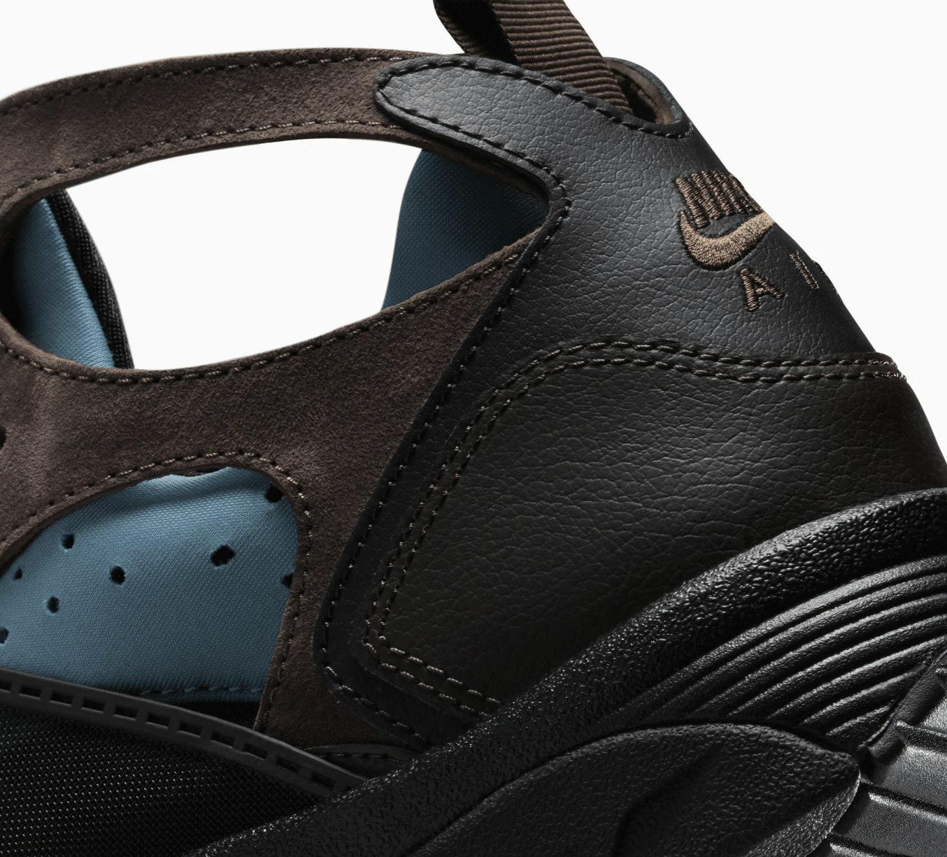Nike Air Trainer Huarache "Black Baroque Brown"