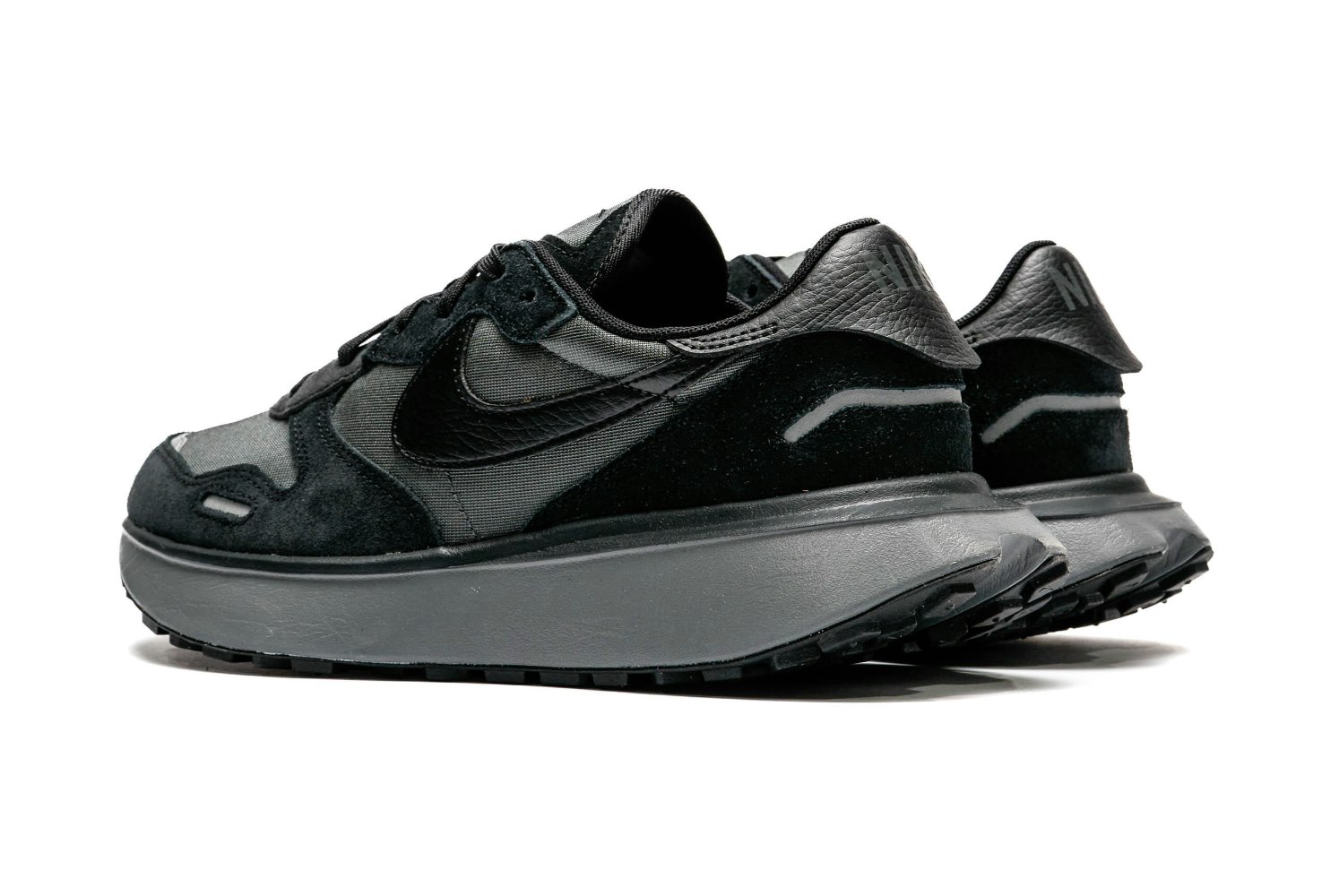 Nike Phoenix Waffle "Off Noir"
