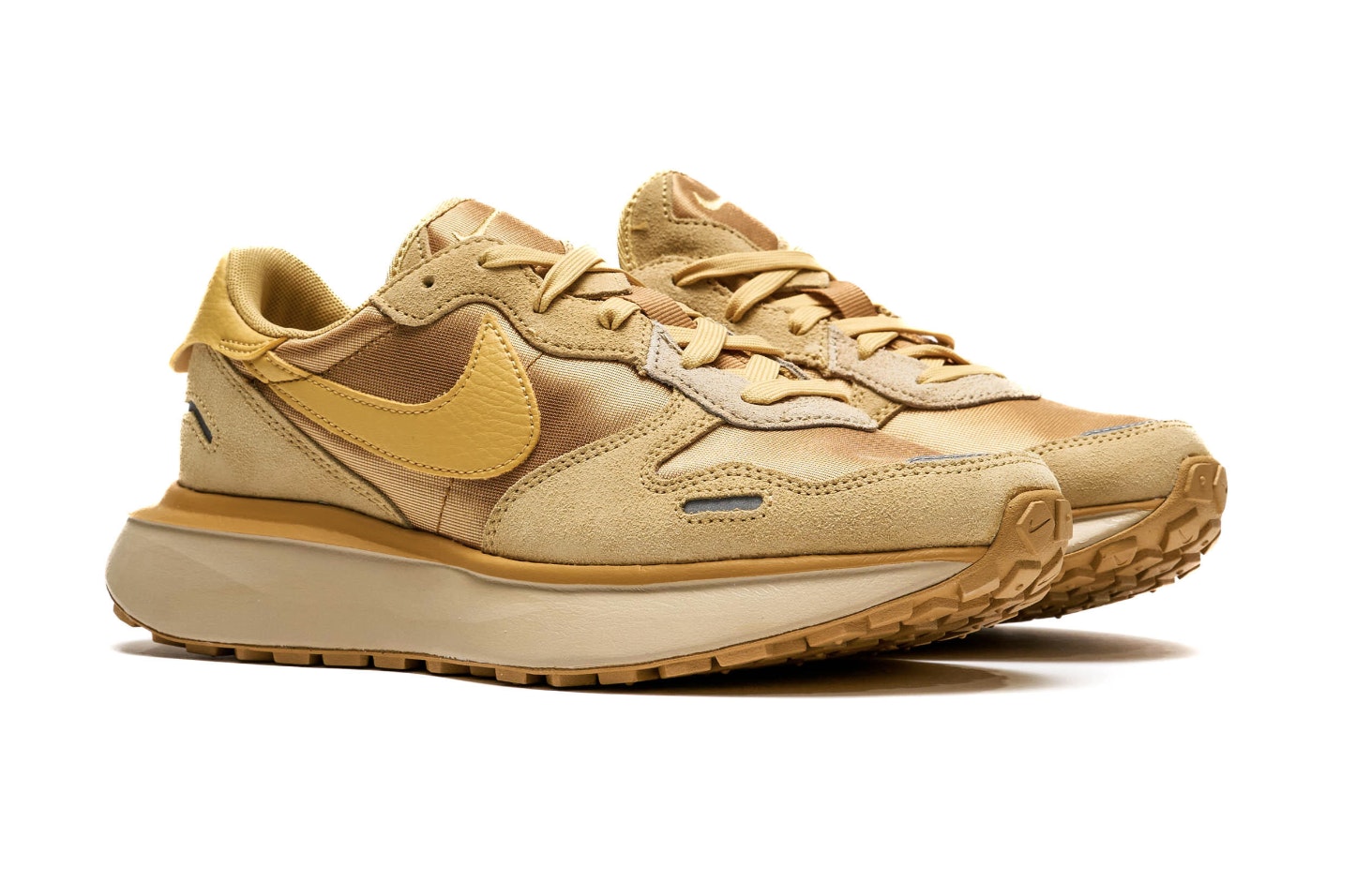 Nike Phoenix Waffle "Wheat Gold"