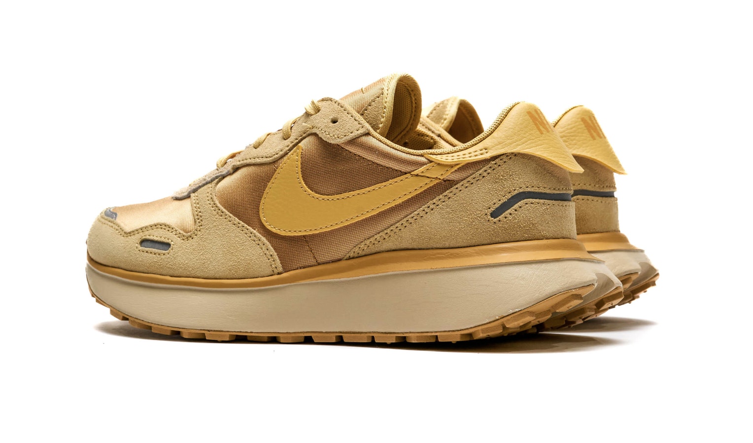 Nike Phoenix Waffle "Wheat Gold"