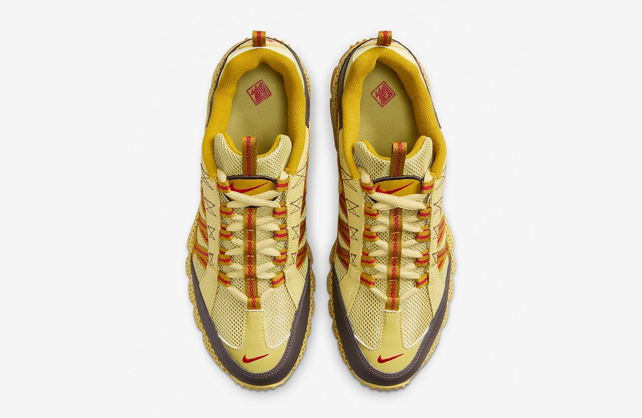 Nike Air Humara "Buff Gold"