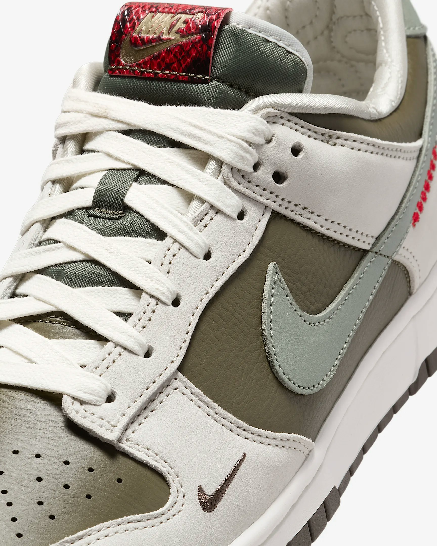 Nike Dunk Low "Year of the Snake"