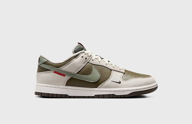 Nike Dunk Low "Year of the Snake"