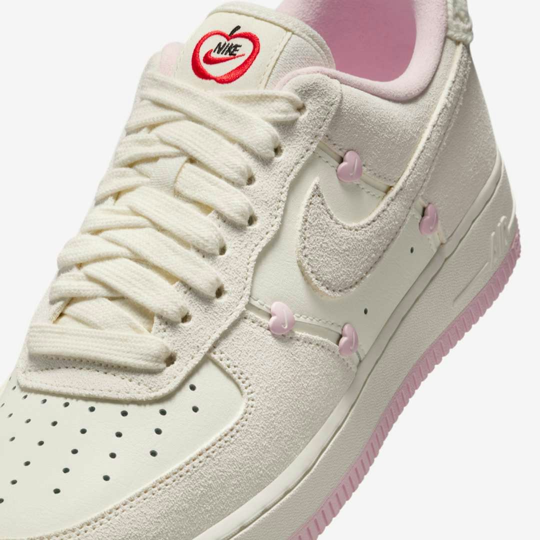 Nike Air Force 1 Low "Valentine’s Day" (2025)