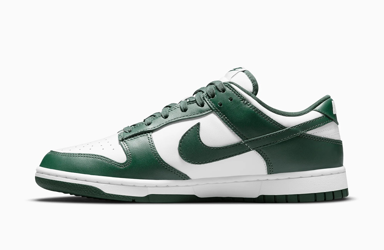 Nike Dunk Low "Michigan State"