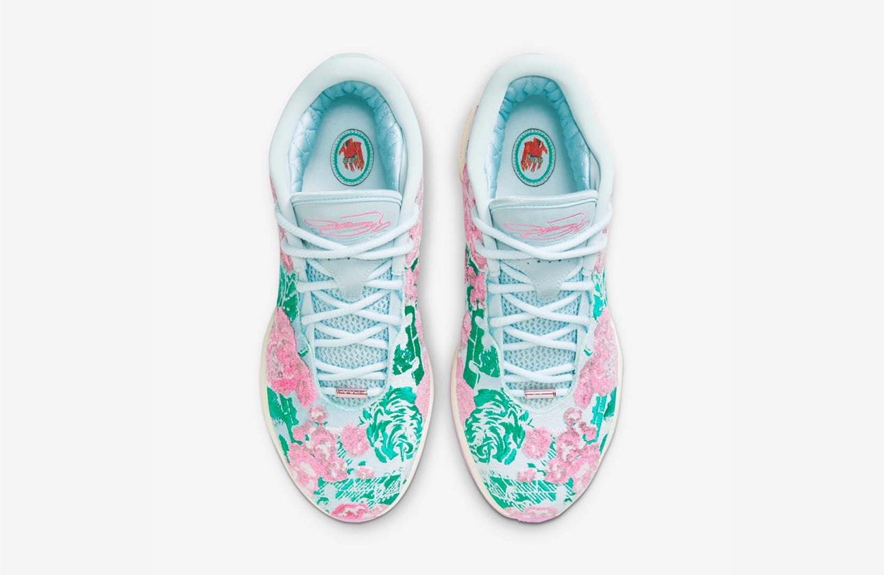 Nike LeBron 21 "Grandma’s Couch" (Glacier Blue)